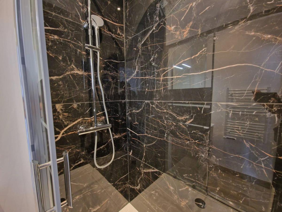 Gregbnb - T2 37M2 -1- Est - Тулон Екстериор снимка